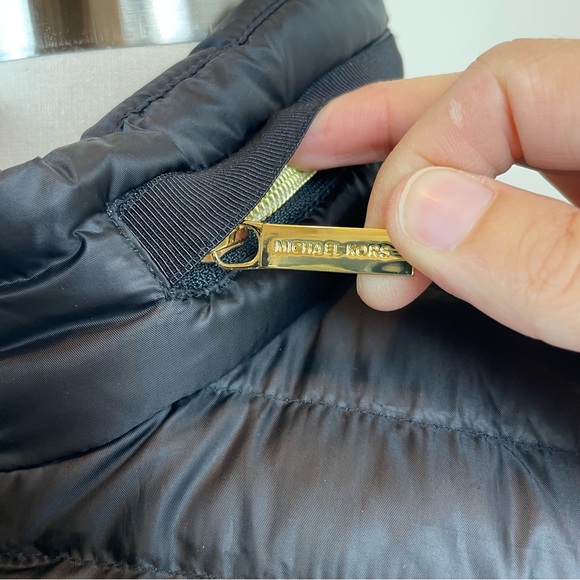 Michael Kors Solid Black Gold Duck Down Waterfowl Feathers Puffer Jacket Large - Picture 5 of 12